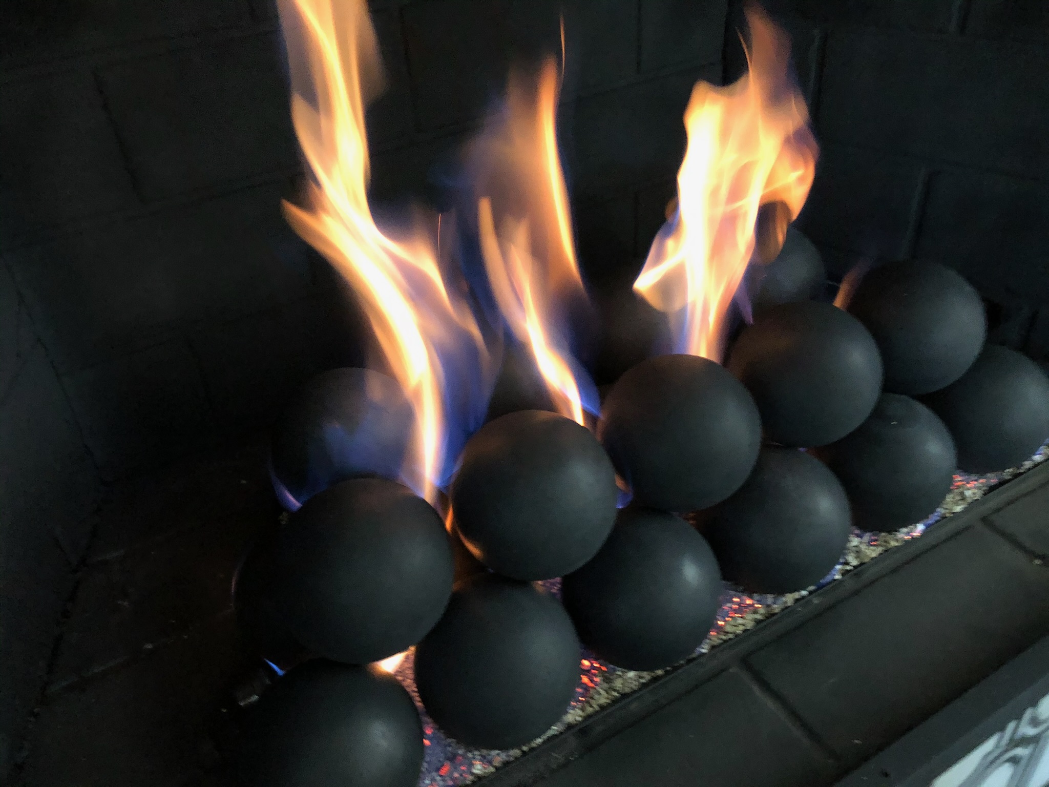 gas logs and media install photo 1