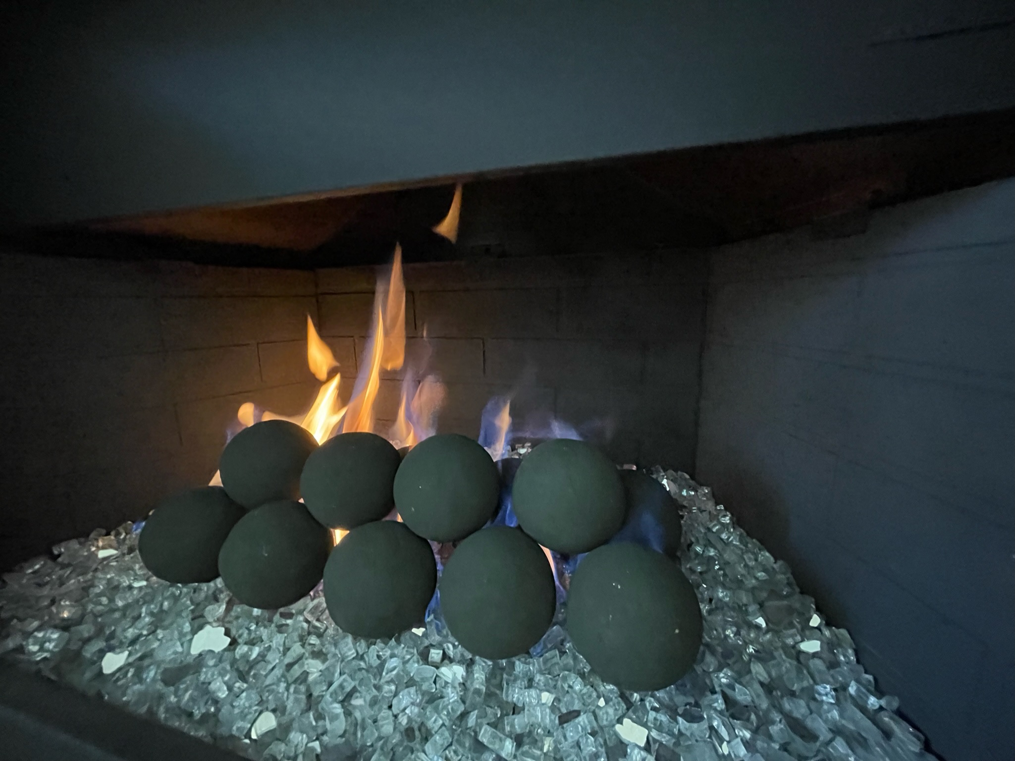 gas logs and media install photo 3